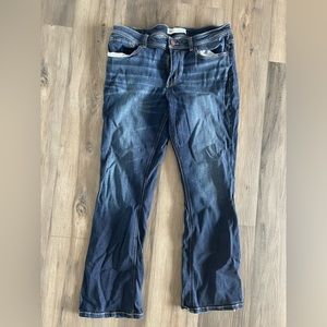 Women’s BKE Payton Mid rise bootcut Jean- barely worn. Size 32 x 31 1/2 length